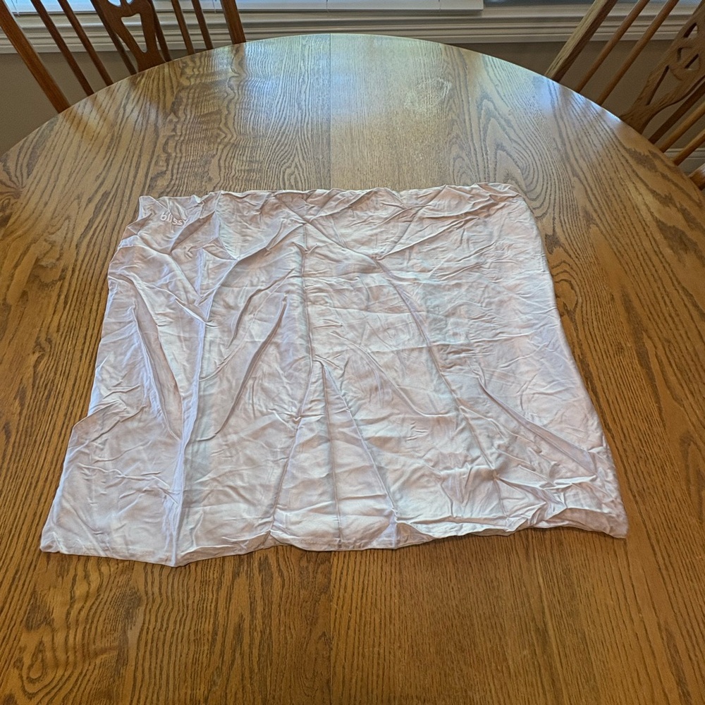 Blissy 100% Pure Mulbery Silk Pillow Case Pink EUC